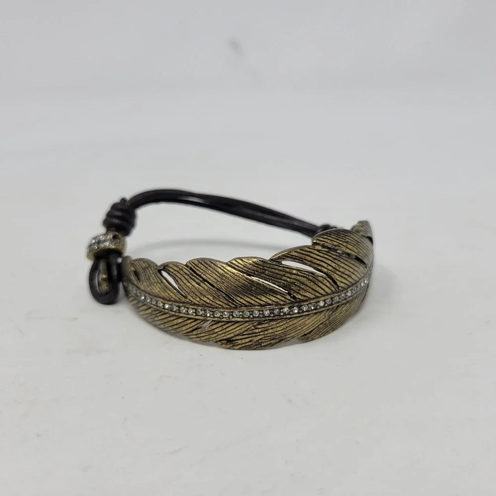 Fossil Womens Feather Bracelet Gold Tone Hook Strap